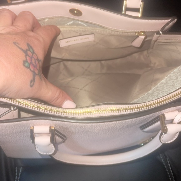 Michael Kors blush pink bag - Picture 4 of 14